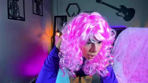 Maddie online show from 02-23-25, 02:57