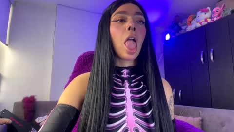 Snapshot of maddiiebrooks chatting on 03-16-26, 08:02 Maddie online show from 03-16-26, 08:02