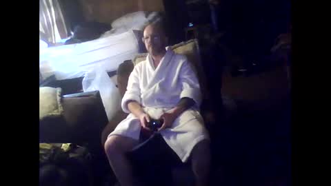 Snapshot of maddox840 chatting on 03-13-26, 01:29 maddox840 online show from 03-13-26, 01:29