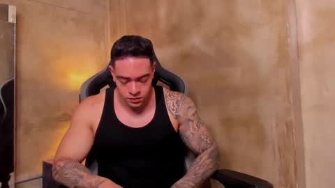 Snapshot of maddox_santana chatting on 10-31-25, 02:23 Maddox Santana online show from 10-31-25, 02:23