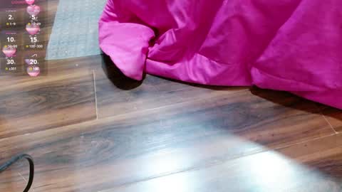 Maddy UwU online show from 01-23-25, 12:41