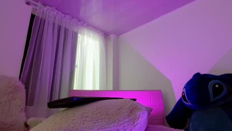 Maddy UwU online show from 02-13-25, 03:56