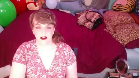 Snapshot of maddy_cat chatting on 10-14-25, 03:13 Maddy Cat online show from 10-14-25, 03:13