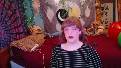 Snapshot of maddy_cat chatting on 10-17-25, 03:14 Maddy Cat online show from 10-17-25, 03:14