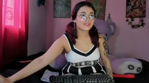 Maddy  online show from 05-25-26, 09:21