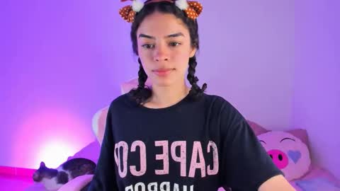 Snapshot of maddy_parker__ chatting on 11-12-25, 09:14 maddy_parker__ online show from 11-12-25, 09:14