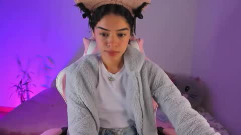 Snapshot of maddy_parker__ chatting on 01-07-26, 01:08 maddy_parker__ online show from 01-07-26, 01:08