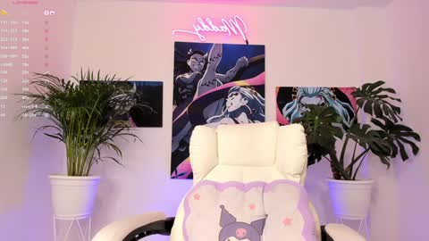 Snapshot of maddy_uwu chatting on 12-23-24, 02:02 maddy_uwu online show from 12-23-24, 02:02