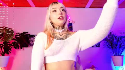 Snapshot of maddy_uwu chatting on 02-25-25, 02:58 maddy_uwu online show from 02-25-25, 02:58