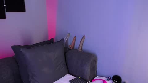 Maddy  online show from 01-22-25, 02:48