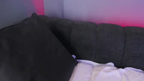 Maddy  online show from 02-06-25, 02:11