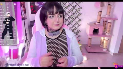 Snapshot of maddyfoox chatting on 04-30-26, 10:14 Maddy Foox online show from 04-30-26, 10:14