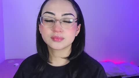 Snapshot of maddyghost chatting on 09-17-25, 06:53   Please followme and rate me your thumbs up online show from 09-17-25, 06:53