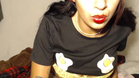 Snapshot of made_lover1999 chatting on 12-09-24, 01:07 Made online show from 12-09-24, 01:07