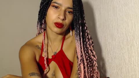 Snapshot of made_lover1999 chatting on 12-27-24, 09:39 Made online show from 12-27-24, 09:39