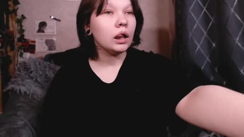 Snapshot of madeintheabyss chatting on 11-20-25, 05:12 Your cyber girl Ava online show from 11-20-25, 05:12