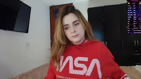 madelamee online show from 02-14-25, 10:58