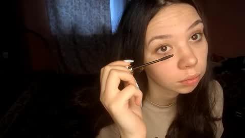 Amelia online show from 05-20-26, 10:21