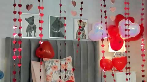 Madie  online show from 02-11-25, 05:40