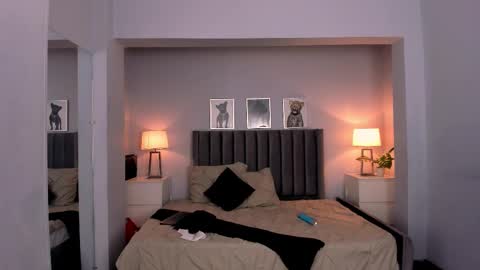 Madie  online show from 09-22-25, 11:45