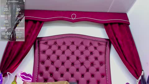 Maddison online show from 09-24-25, 02:09