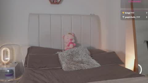 Valentina   1030   530  -  online show from 03-12-26, 06:19