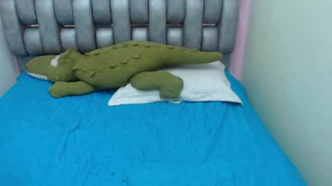 M A D I S O N online show from 12-02-25, 12:16