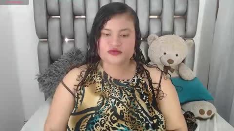 M A D I S O N online show from 06-10-26, 12:33