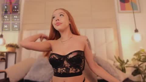 Snapshot of madison_littlee chatting on 06-24-26, 11:31 Madi online show from 06-24-26, 11:31