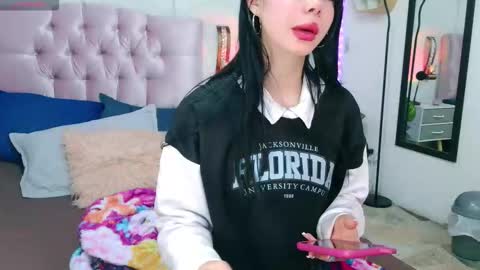 madison_oli online show from 09-16-25, 02:01