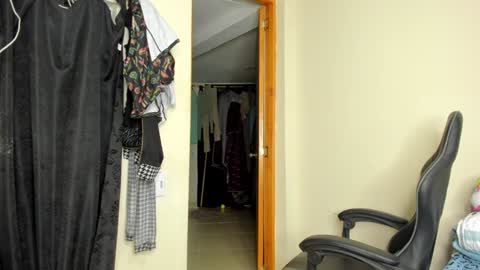 madison online show from 12-27-24, 11:53