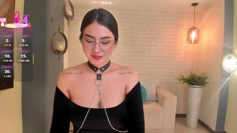 Maddi Collins online show from 03-04-25, 09:22