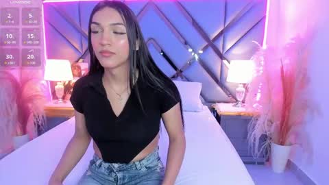 Snapshot of madisonherrera chatting on 05-09-26, 06:57 Maddi online show from 05-09-26, 06:57