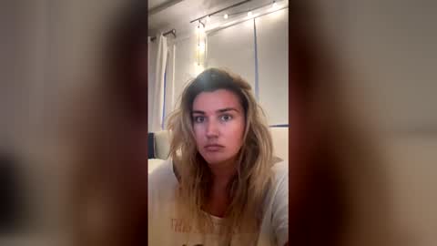 madisonlubbe2 online show from 04-23-26, 02:57