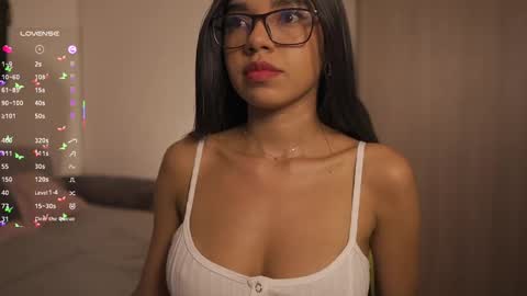 Snapshot of madisonsanford chatting on 03-09-25, 06:28 thumbs up thx you so much MODEL INDEPENDENT online show from 03-09-25, 06:28