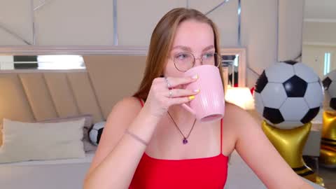 Maddy online show from 07-10-26, 05:12