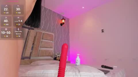 Snapshot of madisson_fox1 chatting on 02-27-25, 03:37 online show from 02-27-25, 03:37