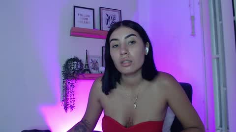 Snapshot of madissonkay chatting on 05-02-26, 07:19 online show from 05-02-26, 07:19