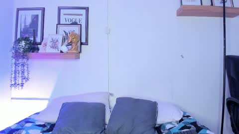 Snapshot of madissonkay chatting on 06-01-26, 07:04 online show from 06-01-26, 07:04