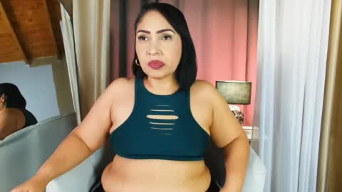 Snapshot of madissonone1 chatting on 11-28-25, 12:35 MADISSOONE online show from 11-28-25, 12:35