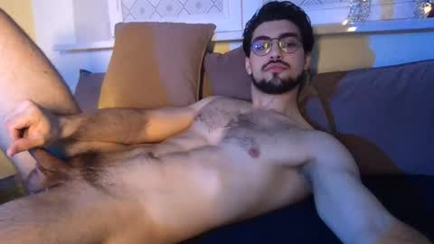 Snapshot of madmaxbad chatting on 01-22-25, 01:53 madmaxbad online show from 01-22-25, 01:53