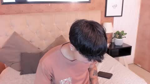 Snapshot of madness_savage chatting on 03-17-26, 11:24 Matthew online show from 03-17-26, 11:24