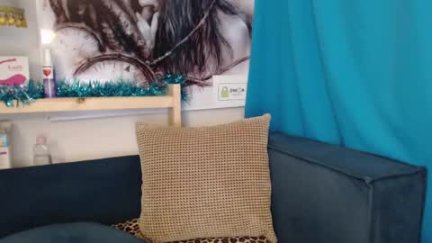 Elizabeth online show from 01-17-25, 01:25