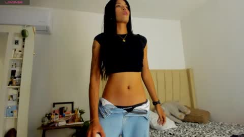 Snapshot of mady_edwards chatting on 06-07-26, 11:41 Mady online show from 06-07-26, 11:41