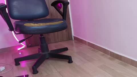 Snapshot of mady_gh chatting on 03-02-25, 06:37 mady online show from 03-02-25, 06:37