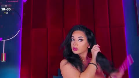 MadyLuxx online show from 10-10-25, 07:13