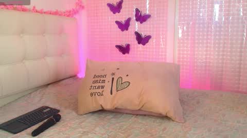 madysson__js_ online show from 11-08-25, 02:39