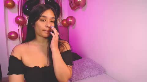 mae and nathan online show from 11-20-25, 05:29