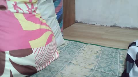 Snapshot of maegold69 chatting on 10-25-25, 12:23 maegold69 online show from 10-25-25, 12:23