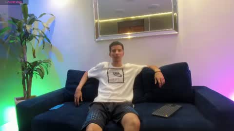 Snapshot of mael_beischel chatting on 08-09-26, 11:48 Mael Beischel online show from 08-09-26, 11:48